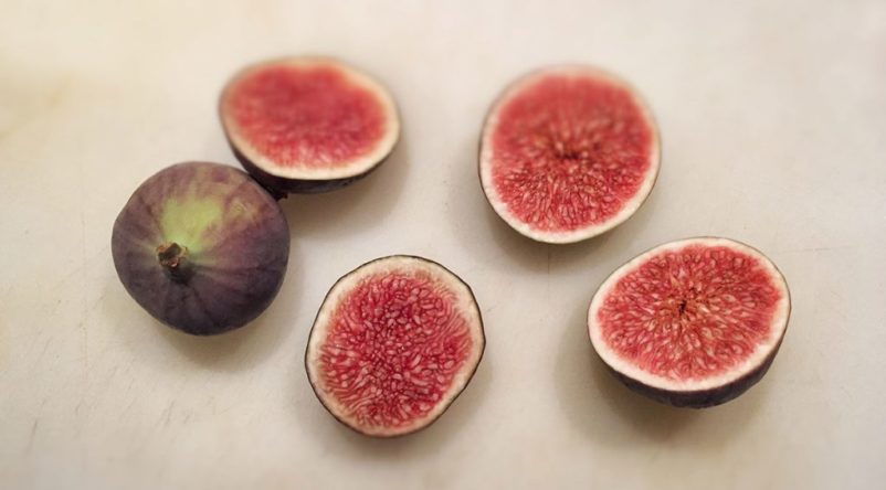 Orangen-Zabaione mit karamellisierten Feigen