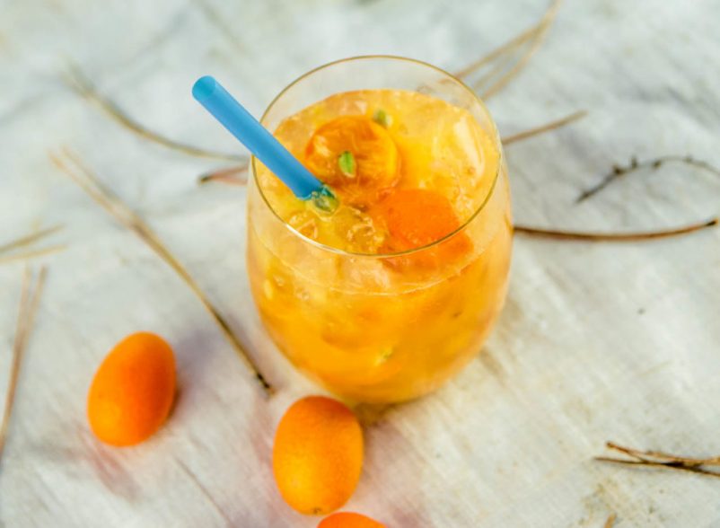 Bombay Crushed Gin-Cocktail mit Kumquats
