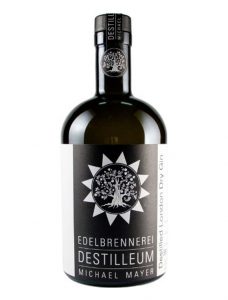 gin bayern 0017 Destilleum  228x300 - BRUDERKUSS Dry Gin