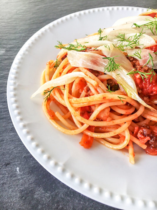 spaghetti bolognese fenchel rezept pasta 533x711 - Spaghetti mit Fenchel-Bolognese